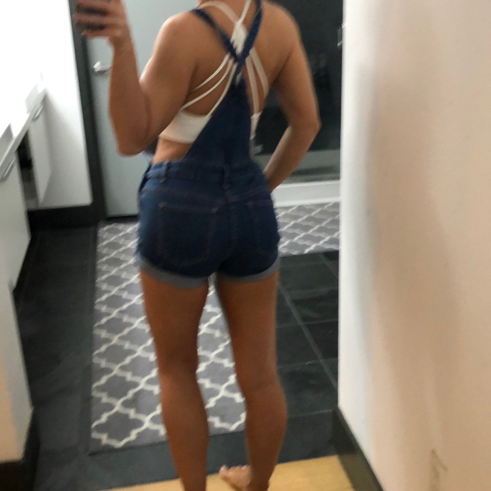 Denim over all shorts - Picture 3 of 3